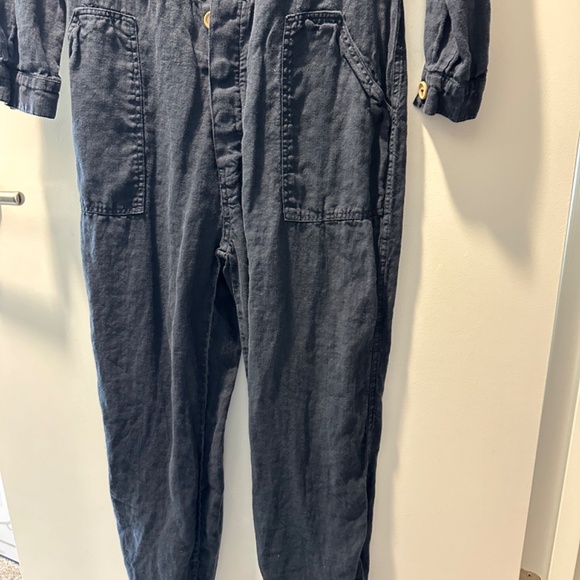 Mate the Label Linen Long Sleeve Jumpsuit in Midnight (Navy) - Picture 4 of 5